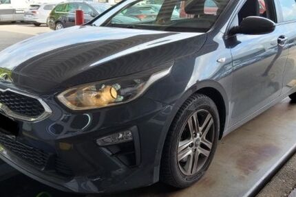 Kia ceed / Ceed 34.920 km 15.950 &euro; Essen 45307