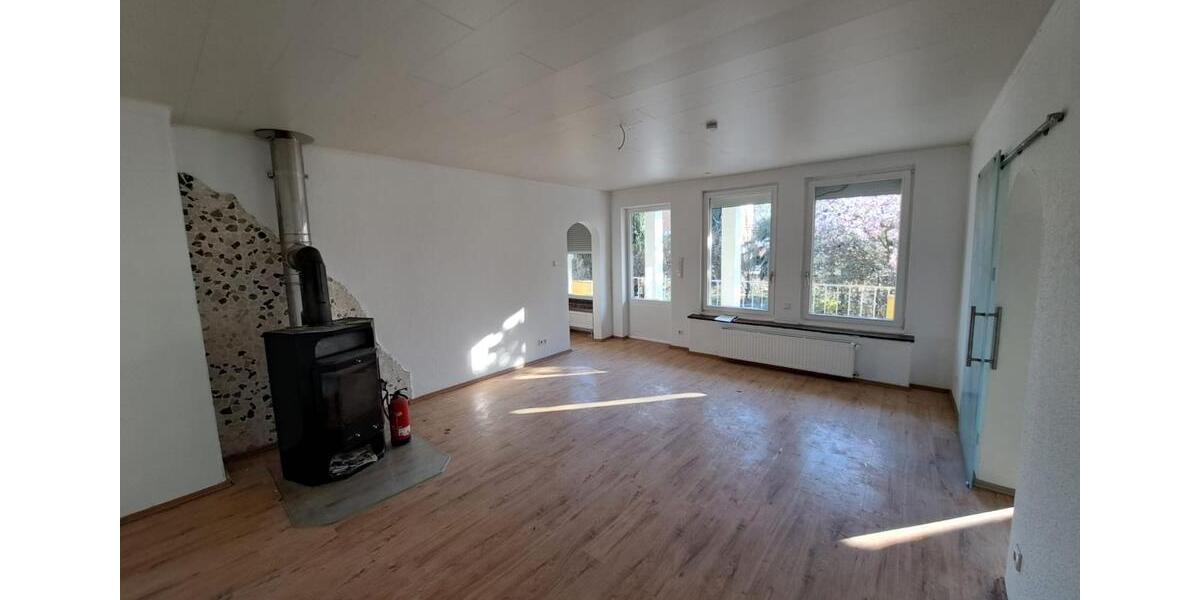 Etagenwohnung Krefeld Fischeln - 4 Zimmer, 112 m&sup2;, 1.420&euro; | Angebot:27549524