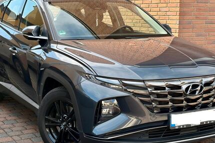 Hyundai TUCSON 73.000 km 21.990 &euro; Moers 47445
