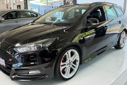 Ford Focus 98.980 km 12.498 &euro; Grevenbroich 41515