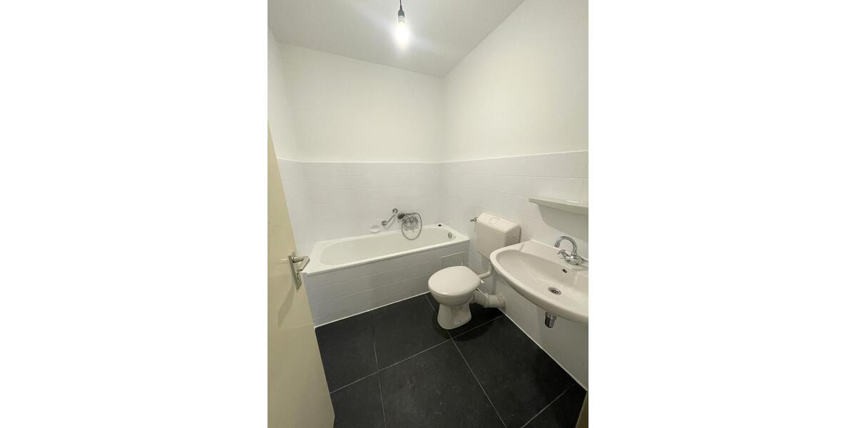 Etagenwohnung Wuppertal Gemarkung Nächstebreck - 2.5 Zimmer, 64 m&sup2;, 560&euro; | Angebot:25857618