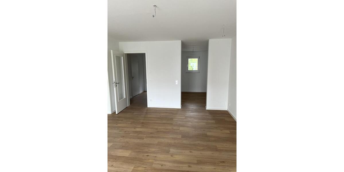 Etagenwohnung Essen Stadtbezirk V - 2 Zimmer, 65 m&sup2;, 668&euro; | Angebot:25209203