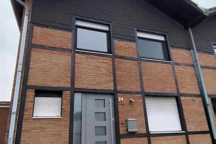 Haus Meerbusch - 4 Zimmer, 130 m&sup2;, 1.850&euro; | Angebot:24983748