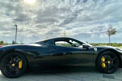 Ferrari 458 34.500 km 199.000 &euro; Oberhausen 46049