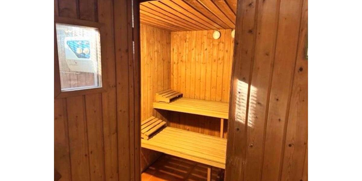 Etagenwohnung Langenfeld (Rheinland) - 4 Zimmer, 120 m&sup2;, 250.000&euro; | Angebot:27499356