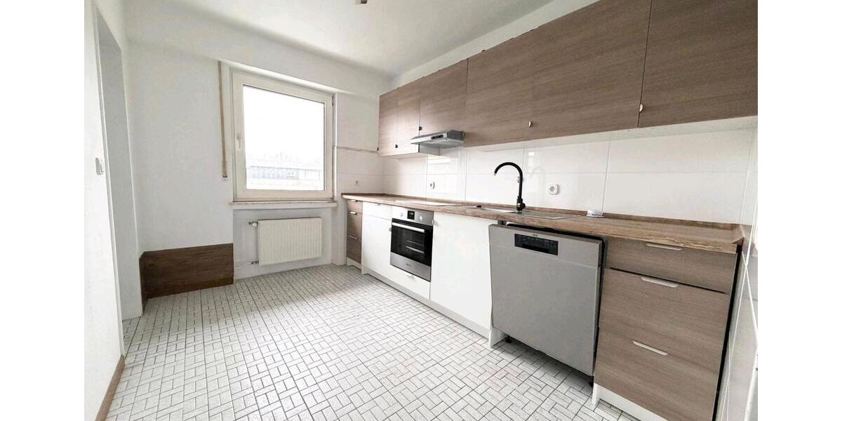 Etagenwohnung Hilden - 3 Zimmer, 120 m&sup2;, 1.500&euro; | Angebot:26005068