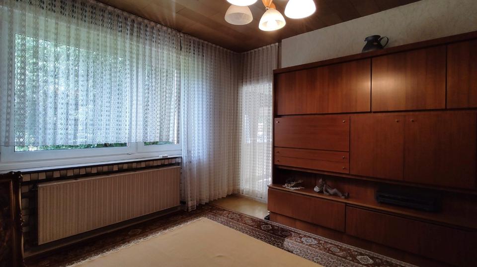 Hochparterre Duisburg Mittelmeiderich - 2.5 Zimmer, 50 m&sup2;, 85.000&euro; | Angebot:27192593