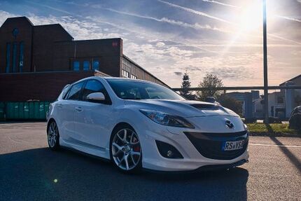 Mazda 3 118.000 km 15.500 &euro; Remscheid 42899