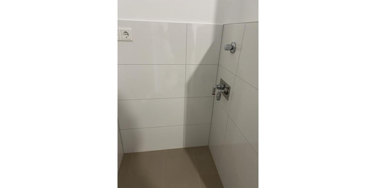 Etagenwohnung Düsseldorf Stadtbezirk 3 - 3 Zimmer, 75 m&sup2;, 1.575&euro; | Angebot:25854632