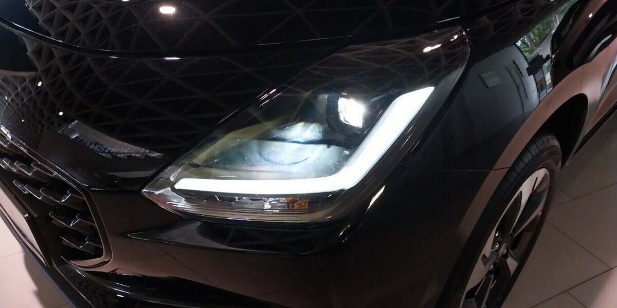 Suzuki Swift Comfort+ Allgrip Hybrid 6.000 km 21.980 &euro; HAAN 42781