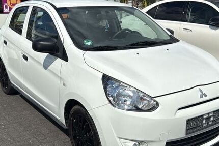 Mitsubishi Space Star 92.399 km 2.950 &euro; Düsseldorf OT Vennhausen 40627