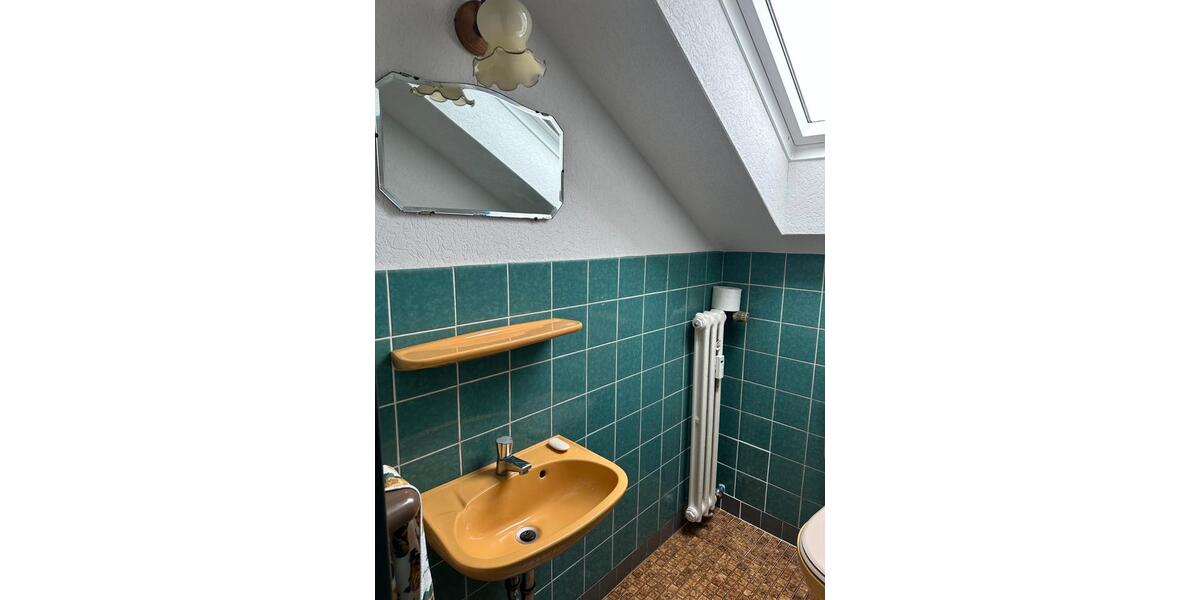 Dachgeschoßwohnung Velbert - 2 Zimmer, 55 m&sup2;, 100.000&euro; | Angebot:26592149
