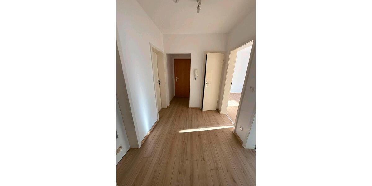 Dachgeschoßwohnung Remscheid - 3 Zimmer, 70 m&sup2;, 145.000&euro; | Angebot:26989848