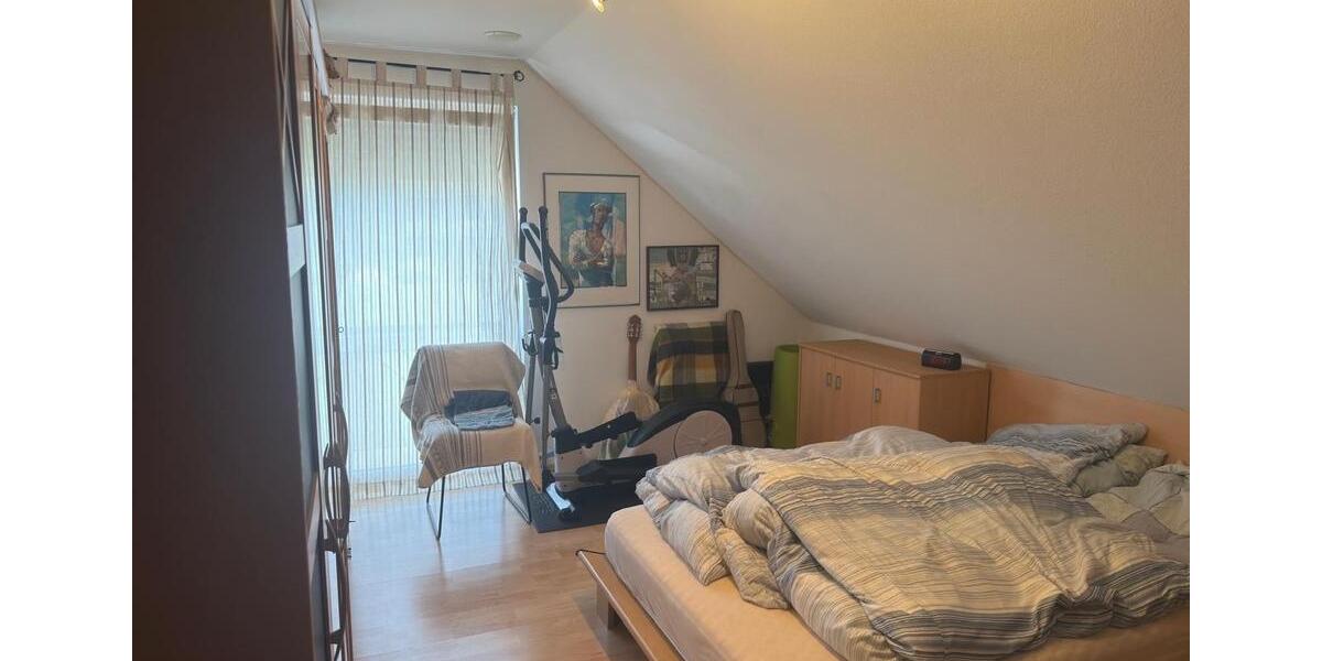 Dachgeschoßwohnung Duisburg Duisburg-Mitte - 2.5 Zimmer, 65 m&sup2;, 189.000&euro; | Angebot:27197338