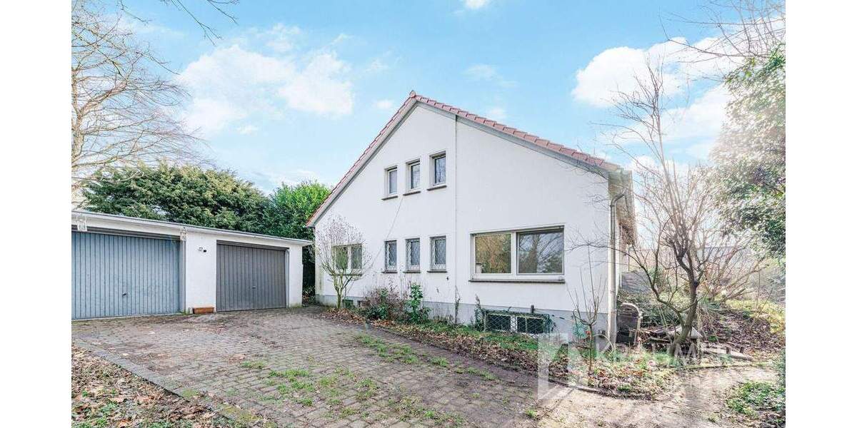 Einfamilienhaus Moers Kapellen-Mitte - 9 Zimmer, 181 m&sup2;, 649.000&euro; | Angebot:25684258