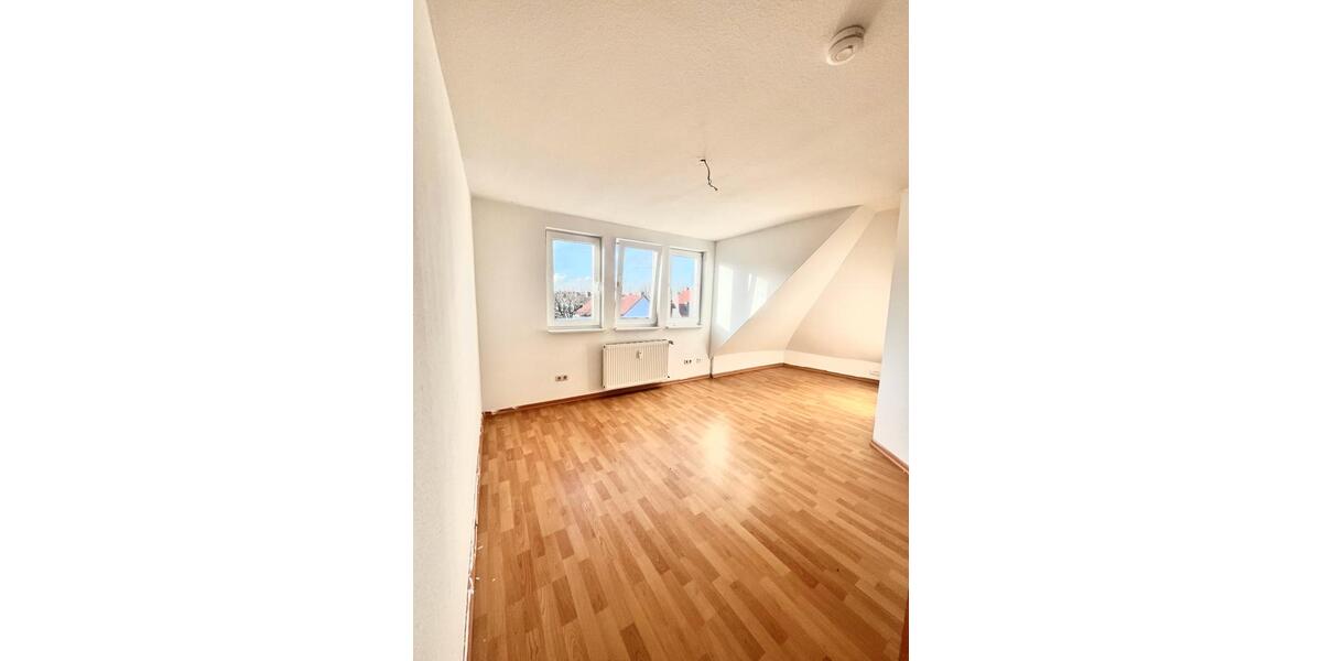 Dachgeschoßwohnung Essen Stadtbezirk III - 2 Zimmer, 73 m&sup2;, 138.000&euro; | Angebot:24840852