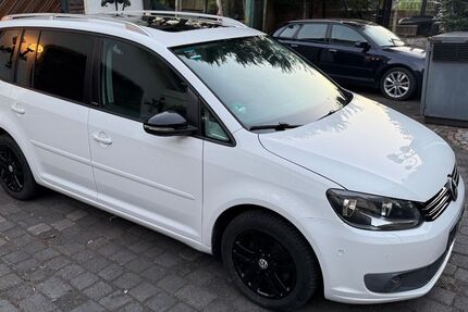 VW Touran 229.221 km 7.300 &euro; Neukirchen-Vluyn 47506