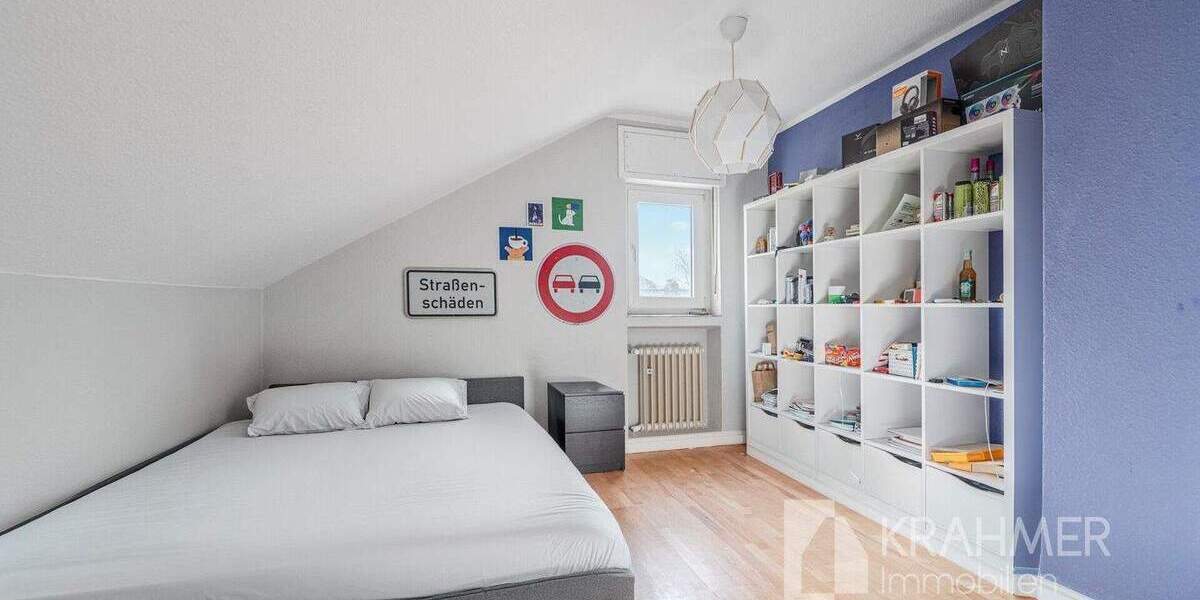 Einfamilienhaus Moers Kapellen-Mitte - 9 Zimmer, 181 m&sup2;, 649.000&euro; | Angebot:25684258