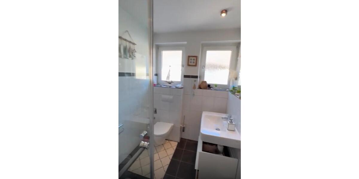 Etagenwohnung Remscheid Remscheid-Süd - 4 Zimmer, 124 m&sup2;, 1.700&euro; | Angebot:25047297