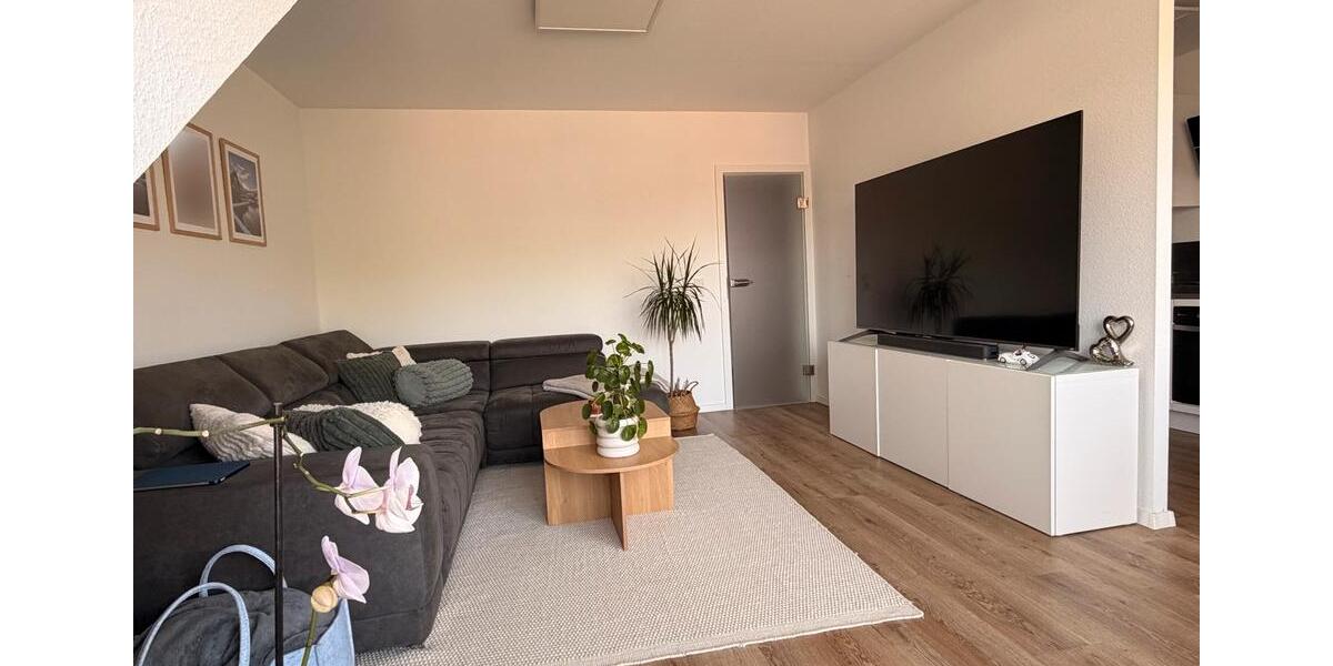 Dachgeschoßwohnung Duisburg Huckingen - 3 Zimmer, 70 m&sup2;, 230.000&euro; | Angebot:27213800