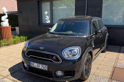 Mini Countryman S (Cooper) 101.569 km 19.990 &euro; Meerbusch 40667
