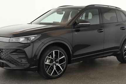 VW Tiguan 18.300 km 45.084 &euro; Düsseldorf 40233