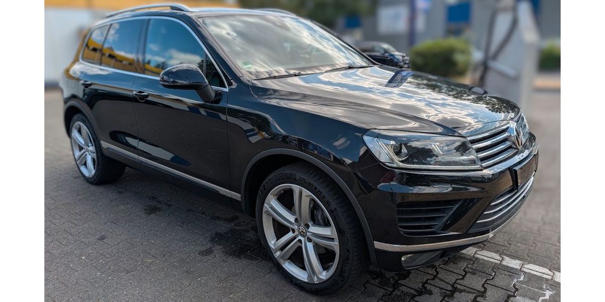VW Touareg 176.412 km 21.490 &euro; Duisburg 47228