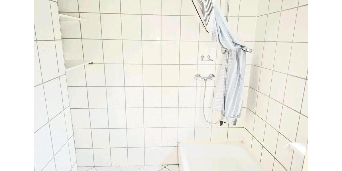 Dachgeschoßwohnung Mülheim an der Ruhr Broich - 2 Zimmer, 52 m&sup2;, 550&euro; | Angebot:27545451