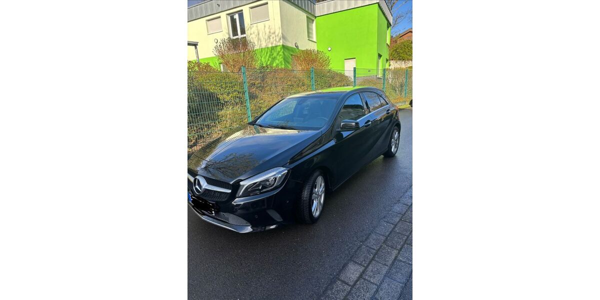 Mercedes-Benz A 180 93.000 km 11.500 &euro; Remscheid 42853