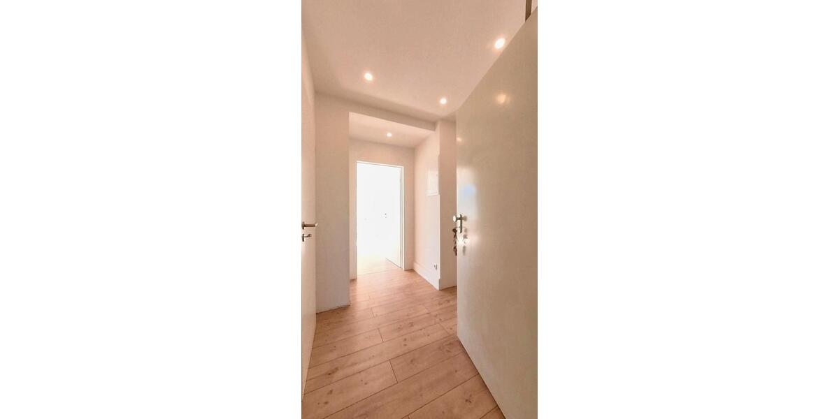 Etagenwohnung Essen Huttrop - 1 Zimmer, 25 m&sup2;, 395&euro; | Angebot:26005593