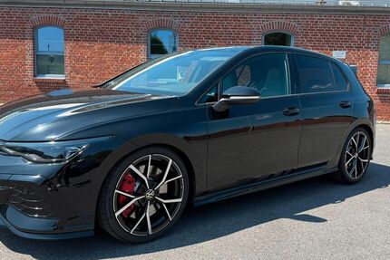VW Golf 5.144 km 44.990 &euro; Düsseldorf 40625