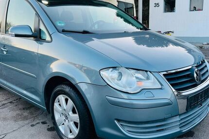 VW Touran 210.740 km 3.900 &euro; Wuppertal 42279