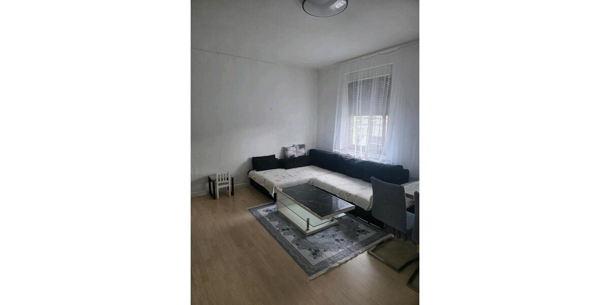 Etagenwohnung Solingen Wald - 2 Zimmer, 55 m&sup2;, 620&euro; | Angebot:26024012