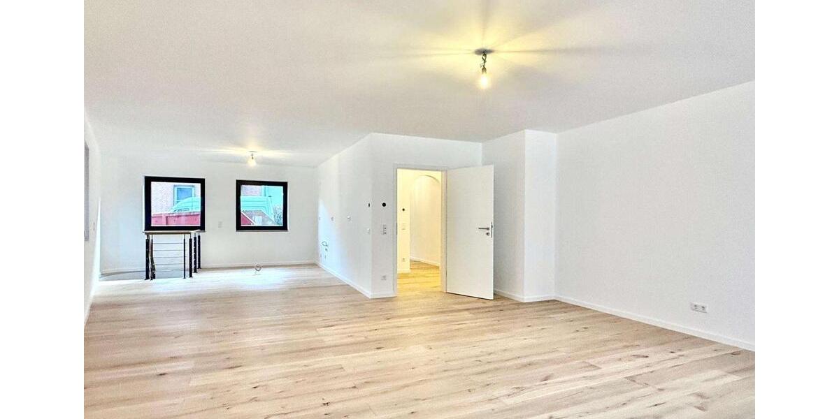 Erdgeschoßwohnung Düsseldorf Stadtbezirk 9 - 4 Zimmer, 168 m&sup2;, 2.500&euro; | Angebot:25812496