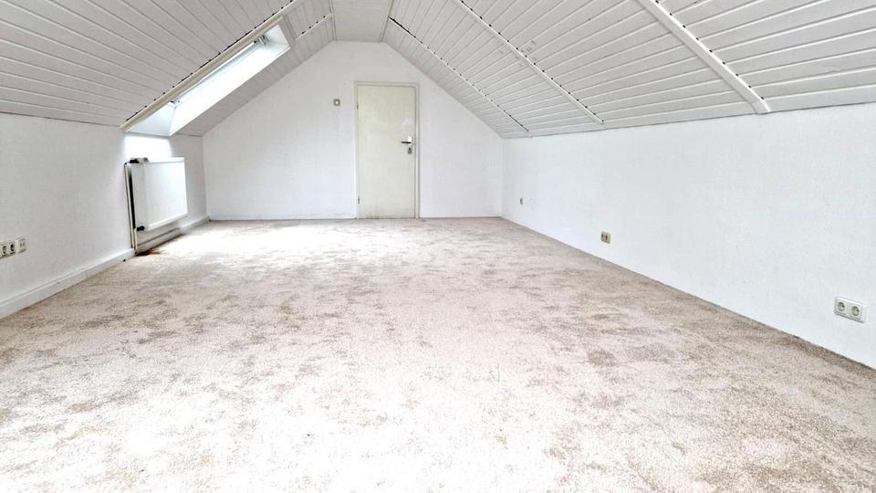 Etagenwohnung Bottrop Ebel - 8 Zimmer, 188 m&sup2;, 1.800&euro; | Angebot:26252928