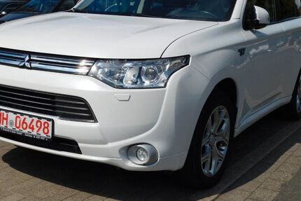 Mitsubishi Outlander 177.428 km 8.999 &euro; Mülheim 45473