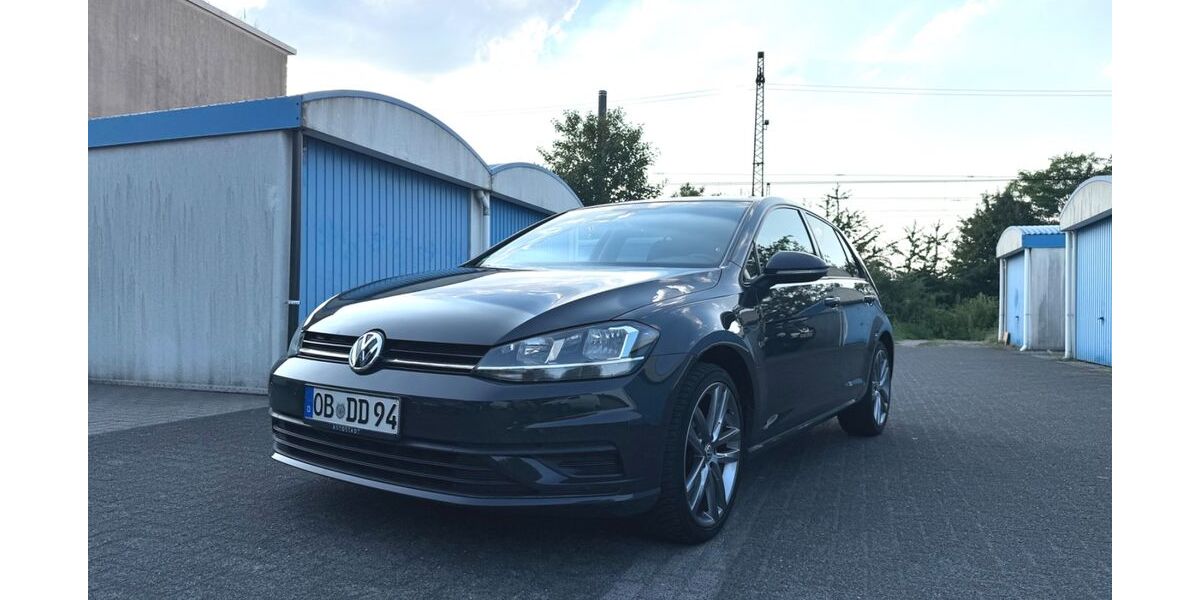 VW Golf 116.200 km 14.999 &euro; Oberhausen 46045