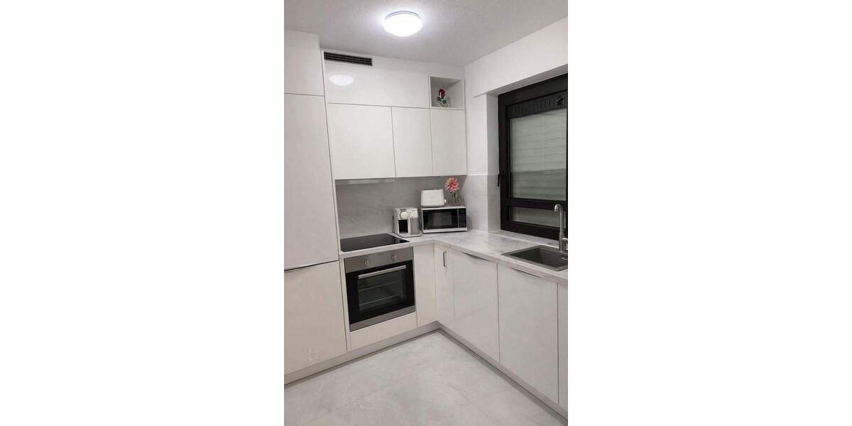 Etagenwohnung Düsseldorf Niederkassel - 2 Zimmer, 60 m&sup2;, 1.990&euro; | Angebot:25746935