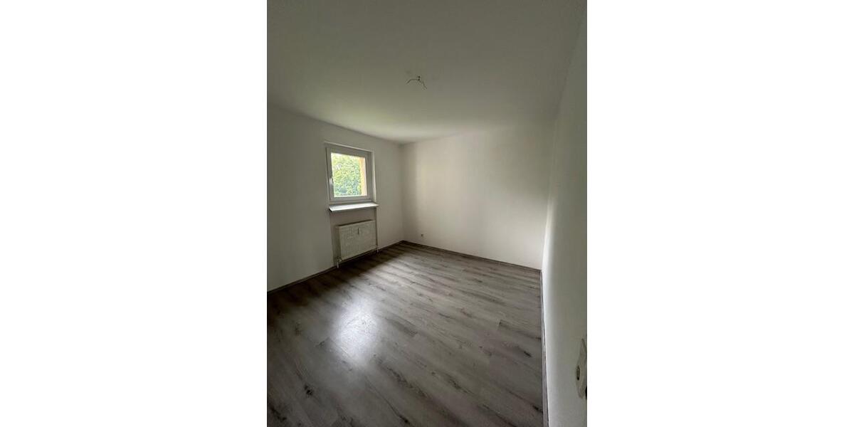 Etagenwohnung Velbert Velbert-Mitte - 3 Zimmer, 73 m&sup2;, 519&euro; | Angebot:25979809