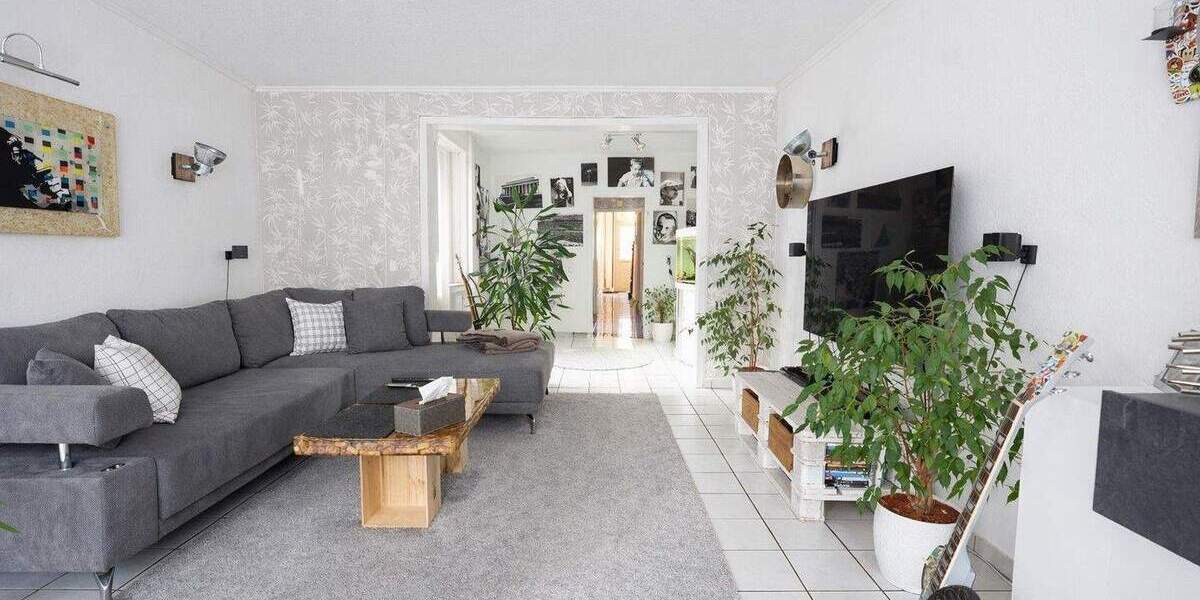 Mehrfamilienhaus, Wohnhaus Krefeld / Bockum Bockum - 6 Zimmer, 184 m&sup2;, 498.000&euro; | Angebot:25695272