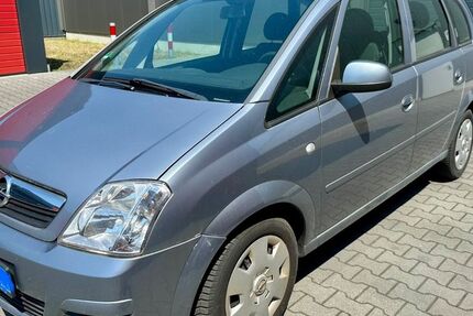 Opel Meriva 56.600 km 3.200 &euro; Oberhausen 46145