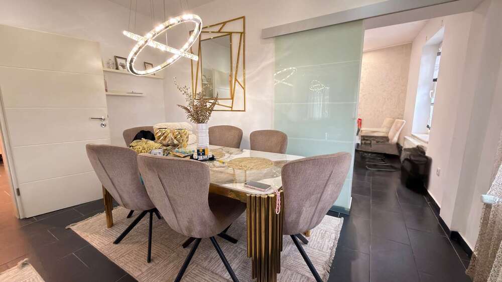 Modernisiertes 3-Parteienhaus mit Maisonette und Gartenanteil nahe Centro - Mehrfamilienhaus, Wohnhaus Oberhausen Osterfeld | Angebot:26041244