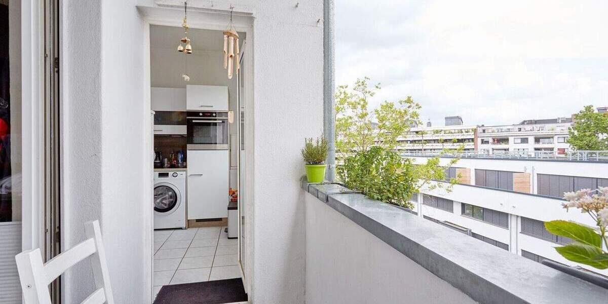 Etagenwohnung Düsseldorf / Düsseltal Düsseltal - 2 Zimmer, 56 m&sup2;, 230.000&euro; | Angebot:25687684