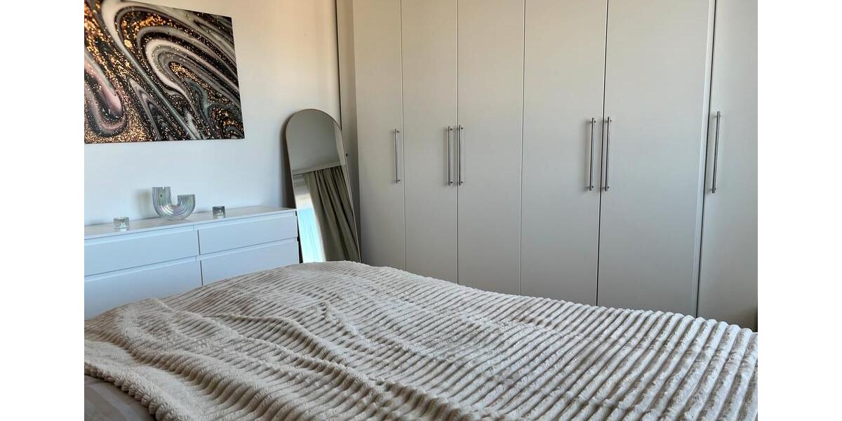 Etagenwohnung Düsseldorf Niederkassel - 2 Zimmer, 60 m&sup2;, 1.850&euro; | Angebot:26374084