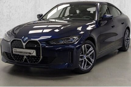 BMW i4 30.282 km 40.640 &euro; Düsseldorf 40595
