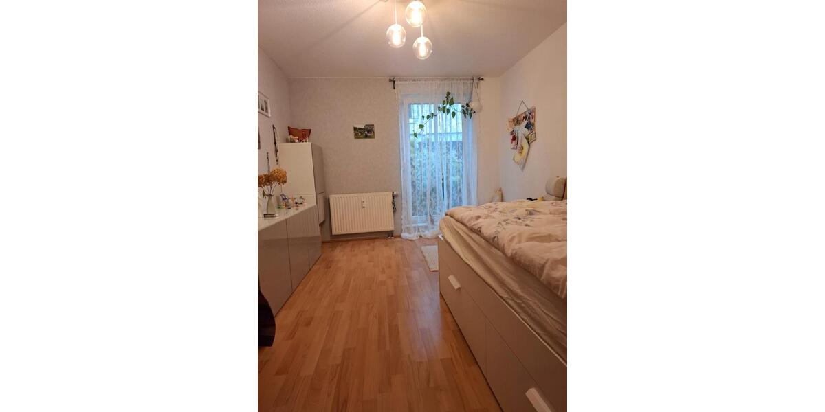 Terrassenwohnung Remscheid Lüttringhausen - 3 Zimmer, 90 m&sup2;, 270.000&euro; | Angebot:27525107
