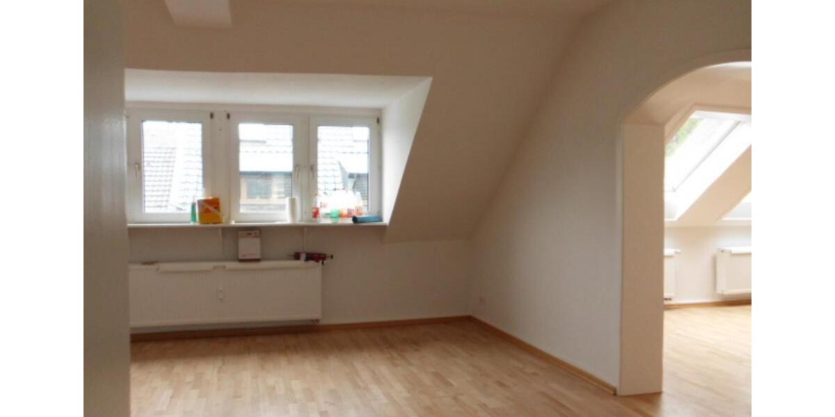 Dachgeschoßwohnung Wuppertal Brill - 4 Zimmer, 125 m&sup2;, 940&euro; | Angebot:25126965
