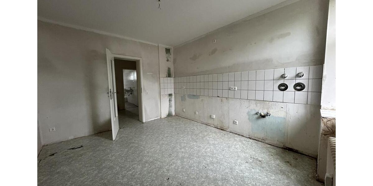 Dachgeschoßwohnung Duisburg Hamborn - 3.5 Zimmer, 69 m&sup2;, 365&euro; | Angebot:26433788