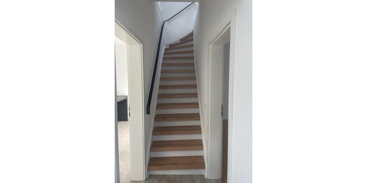 Doppelhaushälfte Essen Stadtbezirk VIII - 5 Zimmer, 140 m&sup2;, 2.700&euro; | Angebot:27552988