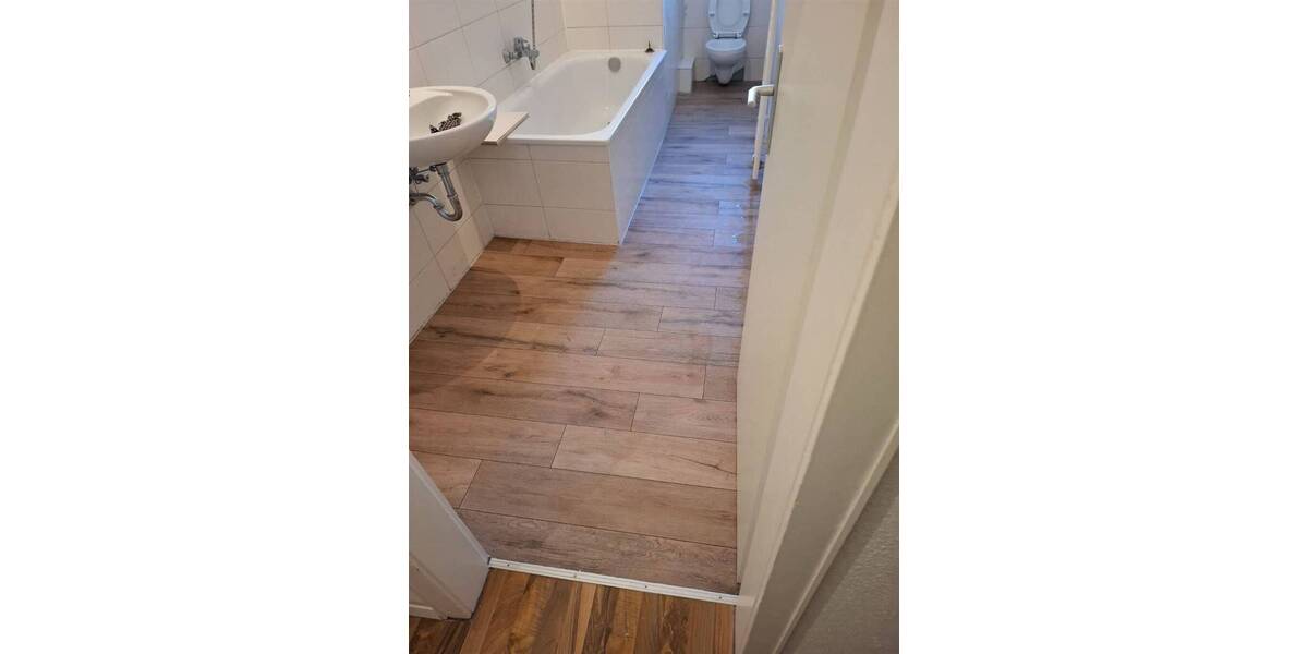 Etagenwohnung Gelsenkirchen Rotthausen - 3 Zimmer, 65 m&sup2;, 370&euro; | Angebot:25699182